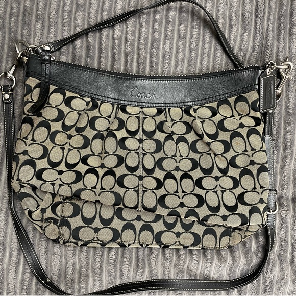COACH SIGNATURE CANVAS SHOULDER BAG - Picture 1 of 7